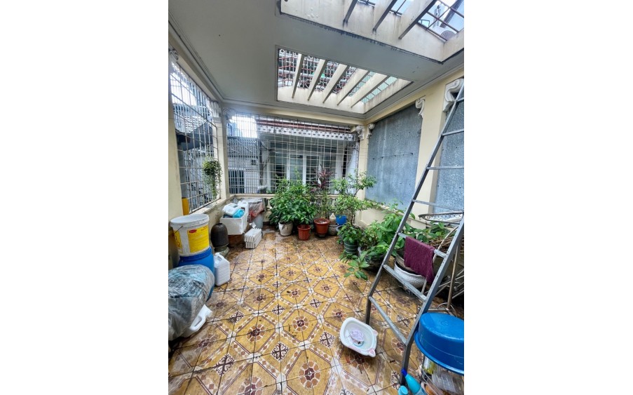 NHANH! Bán nhà sát Mặt phố Giải Phóng, DT 43m 3 bước ra Mặt Phố. ô tô 7 chỗ đỗ cửa. KD VP. Chỉ 7 tỷ 490 triệu